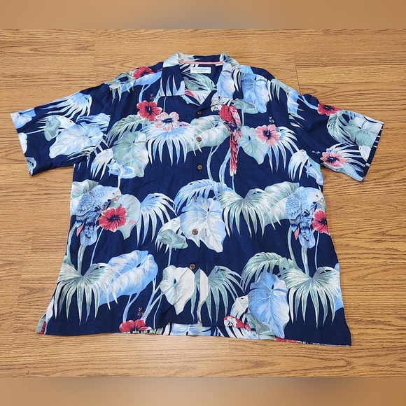 Caribbean Other - Caribbean Mens Short Sleeve Button Up Shirt Blue Size XL (Flowers)